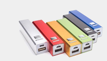 USB POWER BANK aus Metall. Werbeartikel mit Tampondruck, Siebdruck oder Lasergravur.